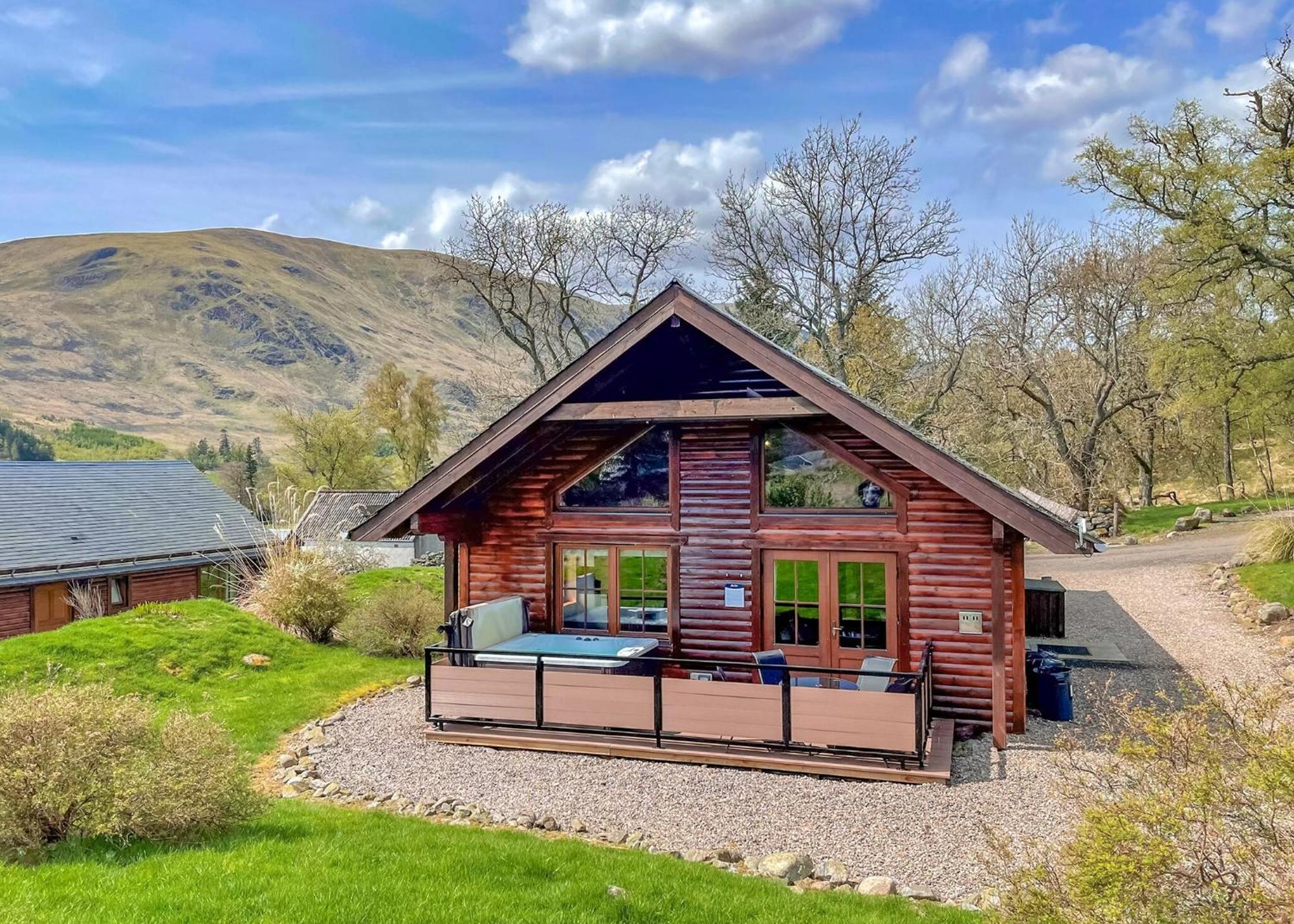 Glen Clova Lodges Inchmill Room photo